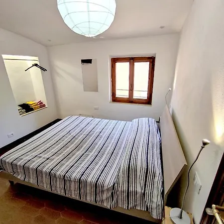 Casa Via Della Rocca Luna * 포지본시